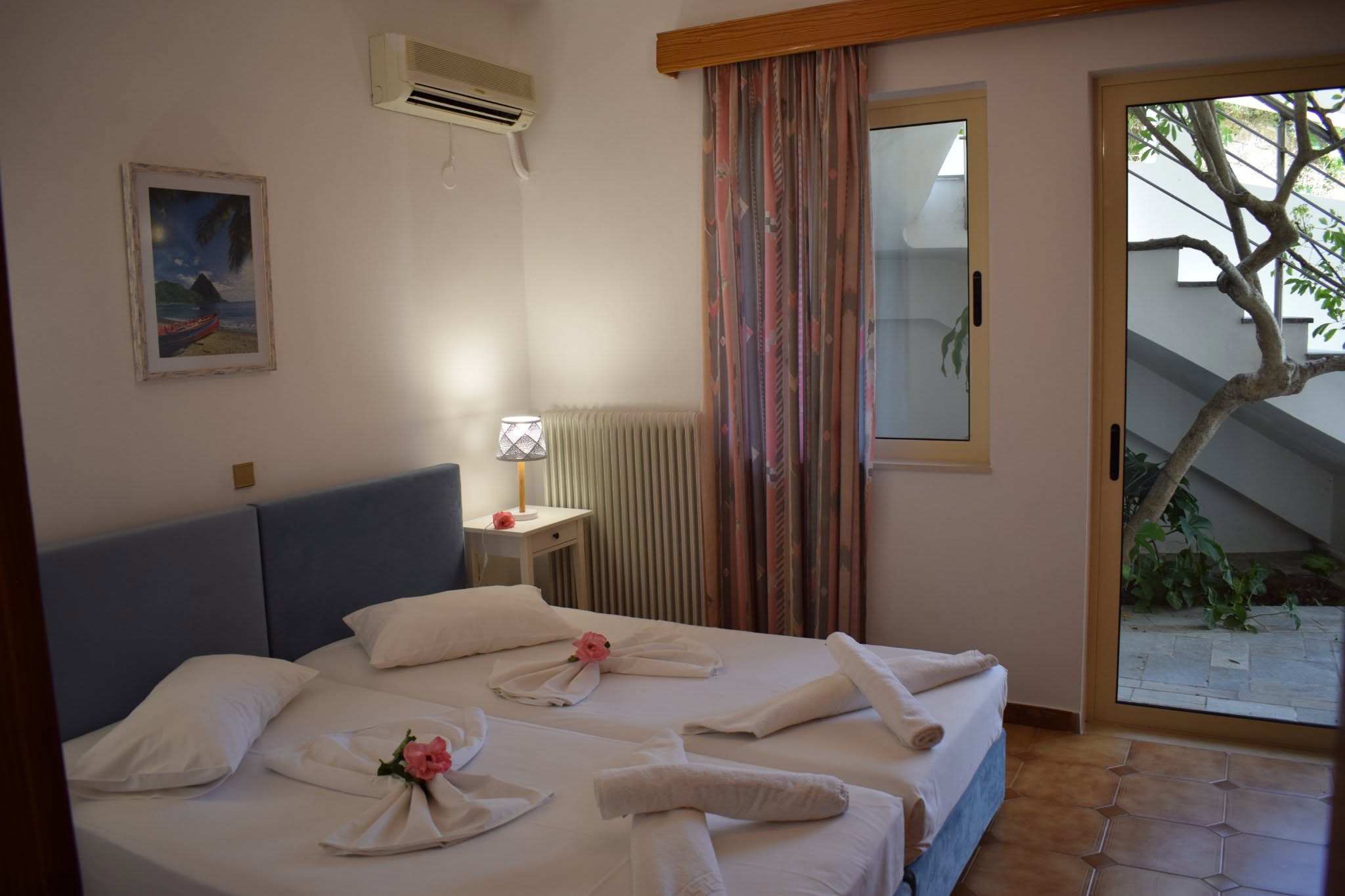 Eleonora 1 — living room